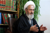 حجاب، مانع از دستبرد دزدان عفت و پاکی زن می‌ شود